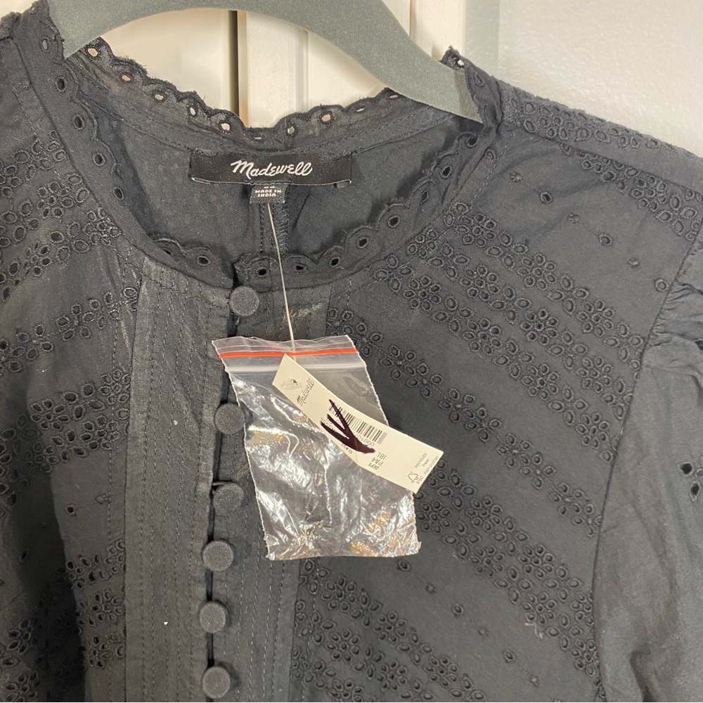 NWT Madewell Eyelet Flutter Sleeve Mini Dress In Cotton Voile Jet Black Size 00 - Picture 3 of 10